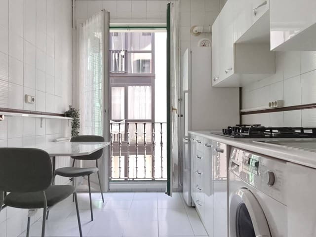 1 bedroom Flat for rent in Bilbao - € 1,100 (Ref: 9387103)