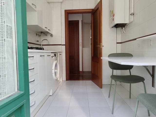 1 bedroom Flat for rent in Bilbao - € 1,100 (Ref: 9387103)