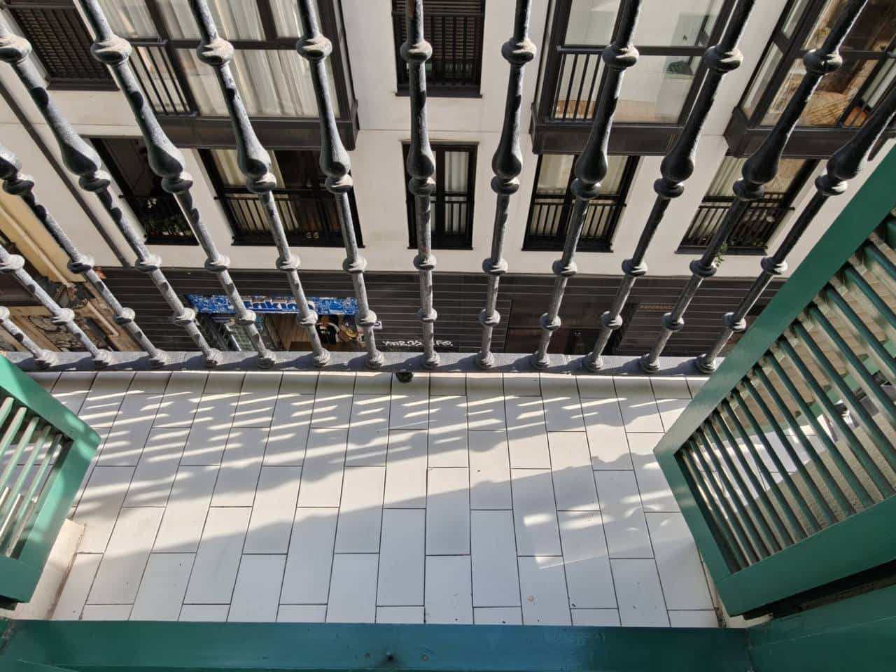 1 sovrum Lägenhet att hyra i Bilbao - 1 100 € (Ref: 9387103)