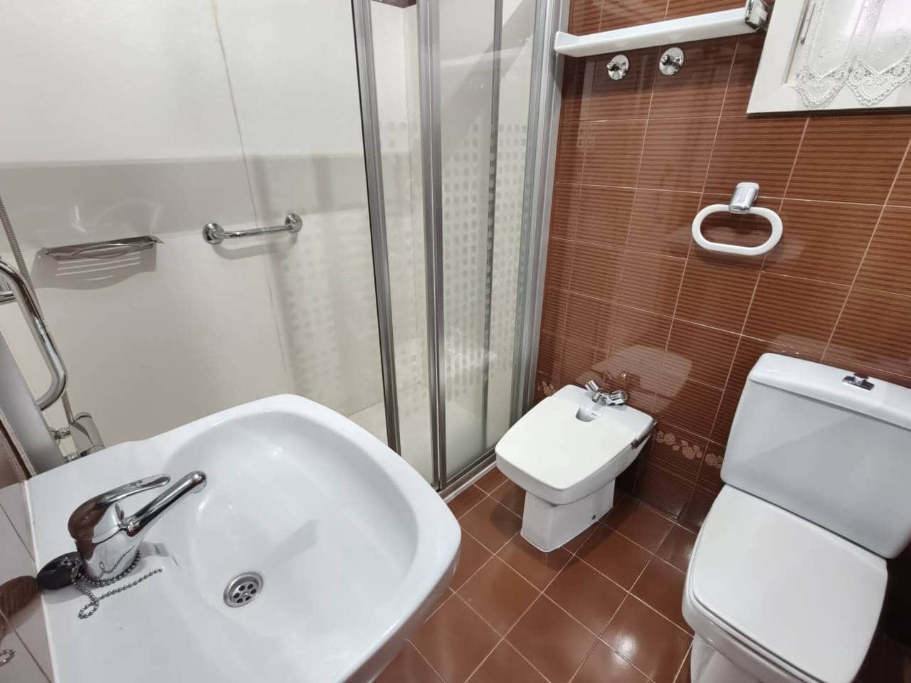 1 sovrum Lägenhet att hyra i Bilbao - 1 100 € (Ref: 9387103)