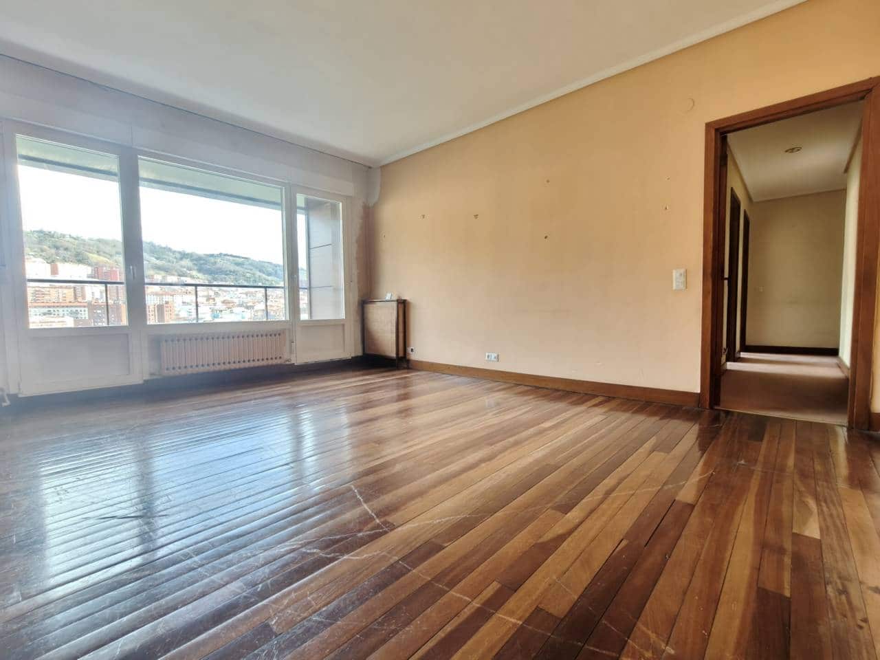 4 soveværelse Lejlighed til salg i Bilbao med garage - € 869.000 (Ref: 9394460)