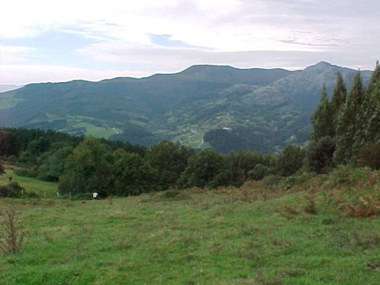 Grunde uden byggetilladelser til salg i Arcentales - € 86.000 (Ref: 942832)