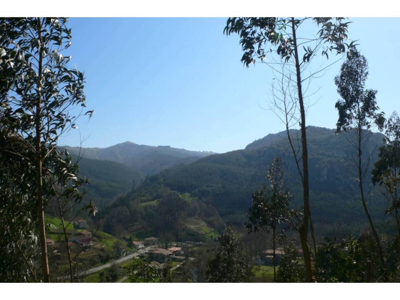 Grunde uden byggetilladelser til salg i Trucios - € 300.000 (Ref: 942839)