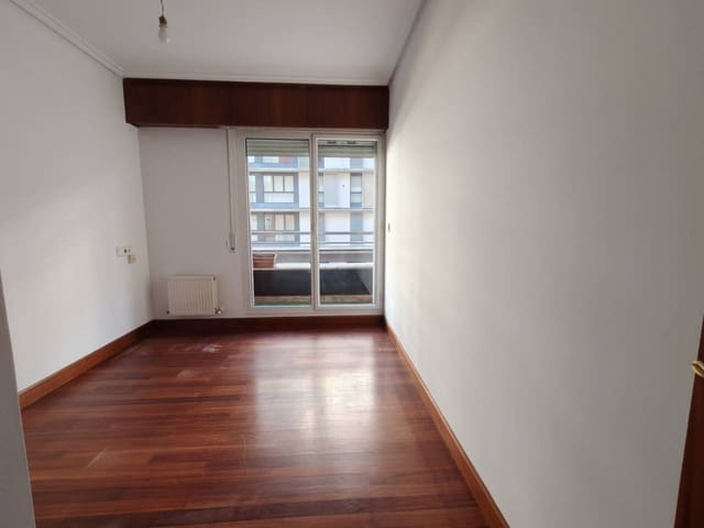 3 slaapkamer Flat te koop in Bilbao met garage - € 465.000 (Ref: 9429068)
