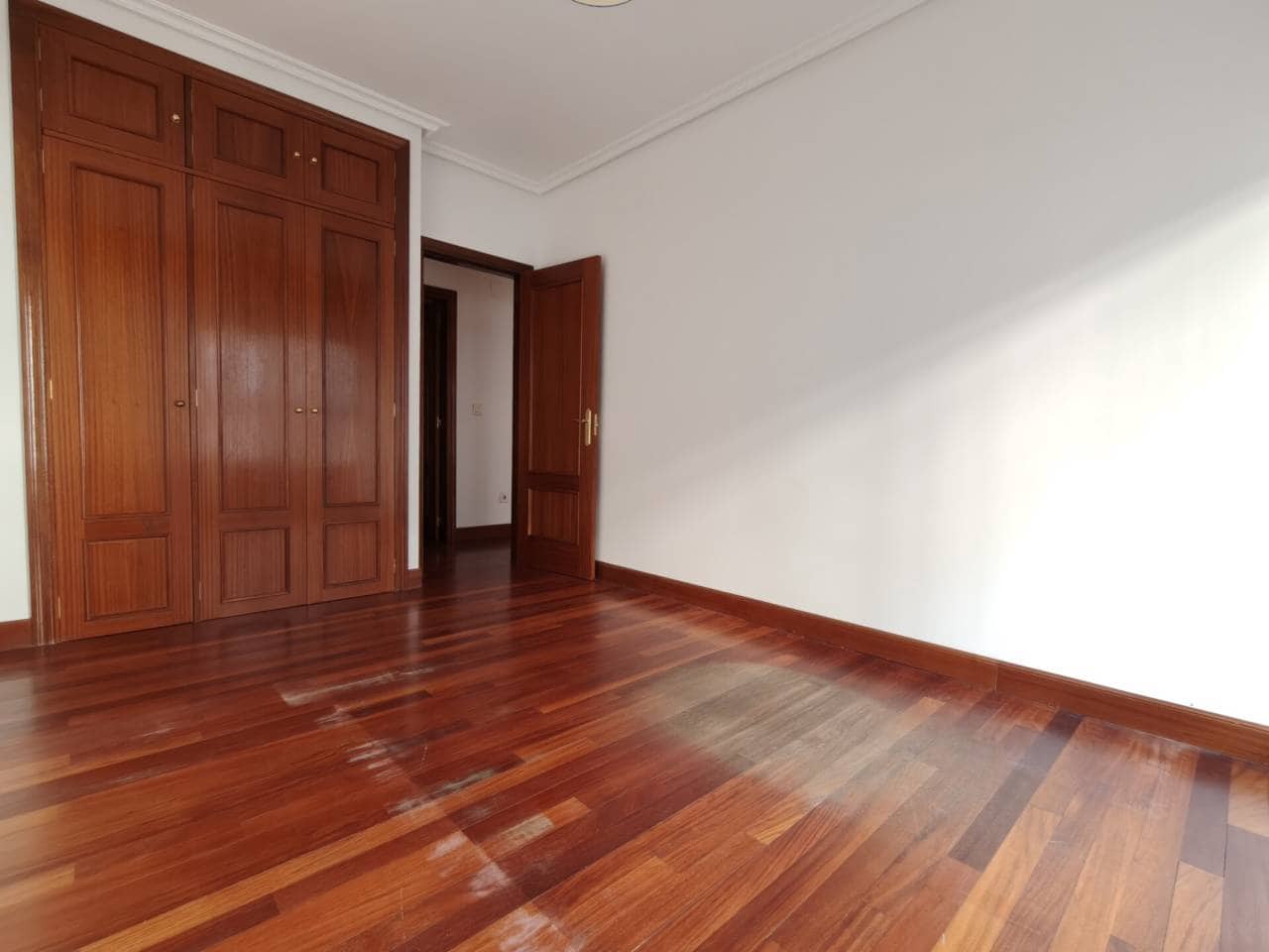 3 sypialnia Mieszkanie na sprzedaż w Bilbao z garażem - 465 000 € (Ref: 9429068)