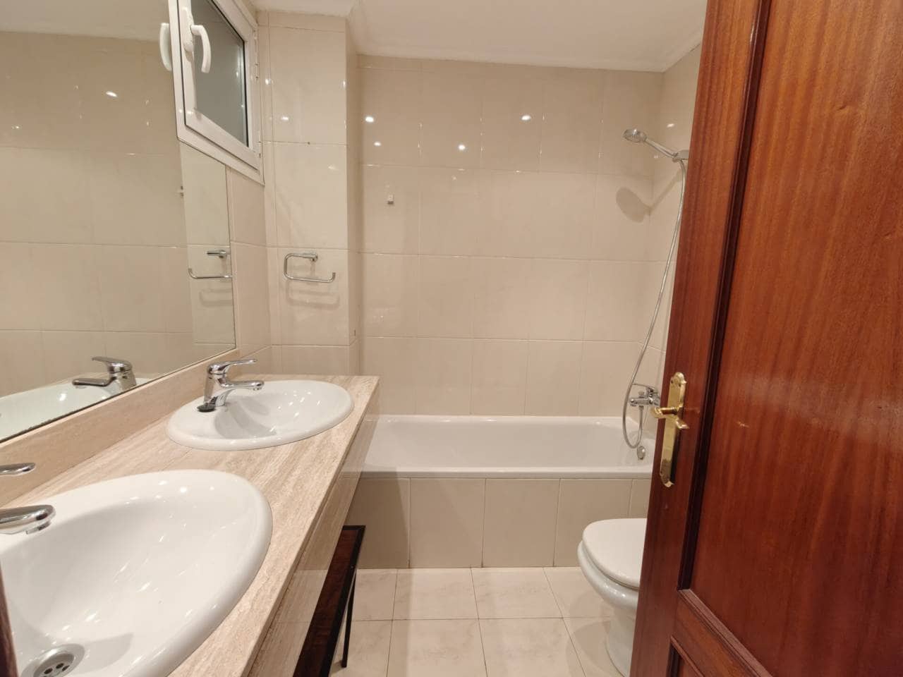 3 sypialnia Mieszkanie na sprzedaż w Bilbao z garażem - 465 000 € (Ref: 9429068)