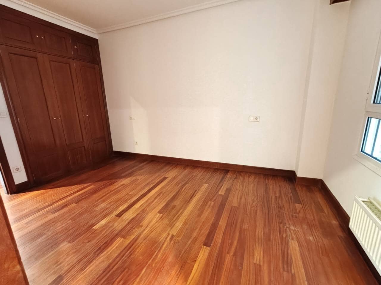 3 sypialnia Mieszkanie na sprzedaż w Bilbao z garażem - 465 000 € (Ref: 9429068)