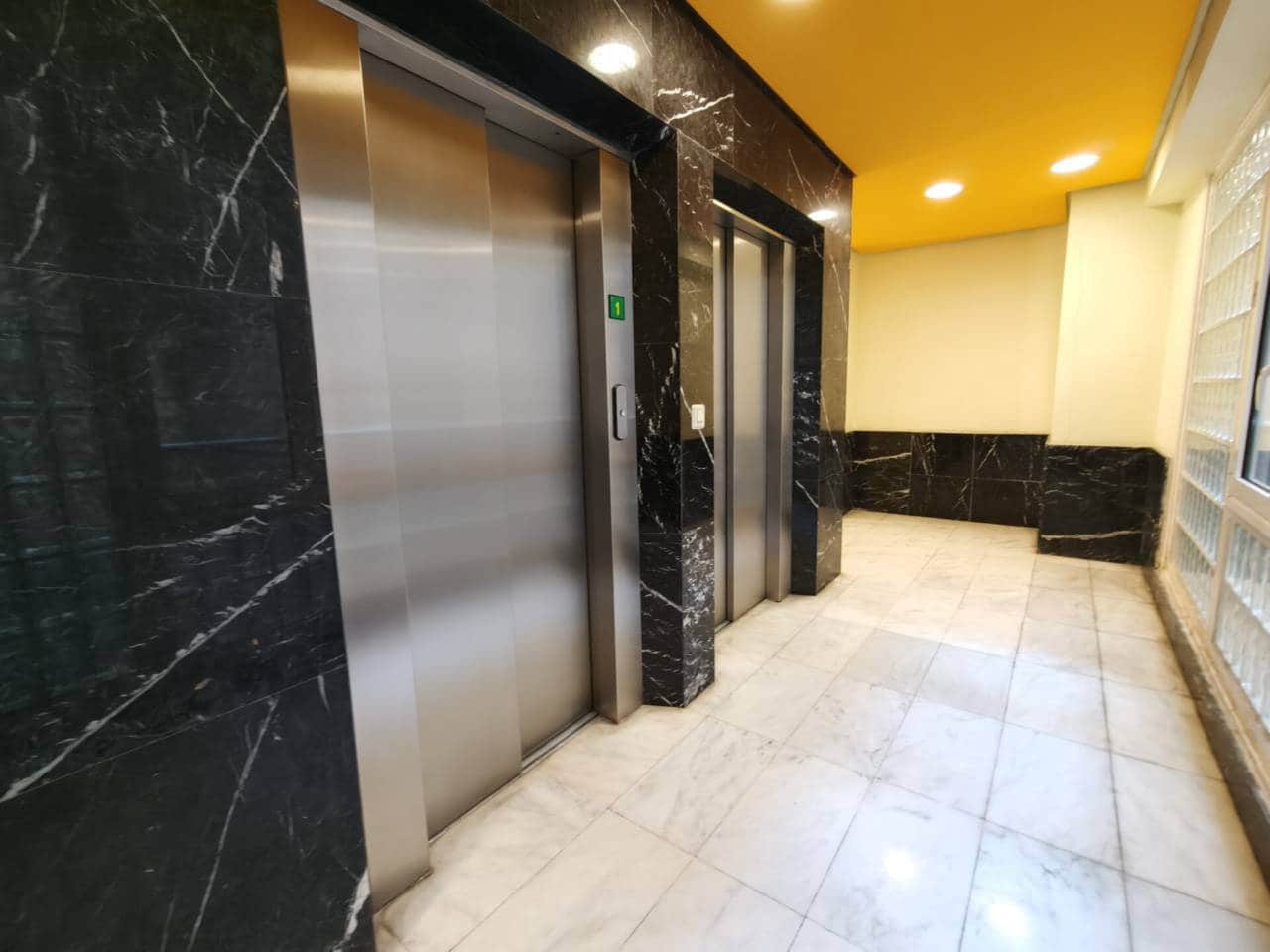 3 sypialnia Mieszkanie na sprzedaż w Bilbao z garażem - 465 000 € (Ref: 9429068)