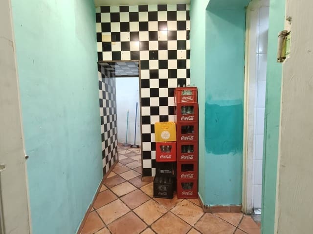 Kommersiell til salgs i Bilbao - € 249 000 (Ref: 9450241)