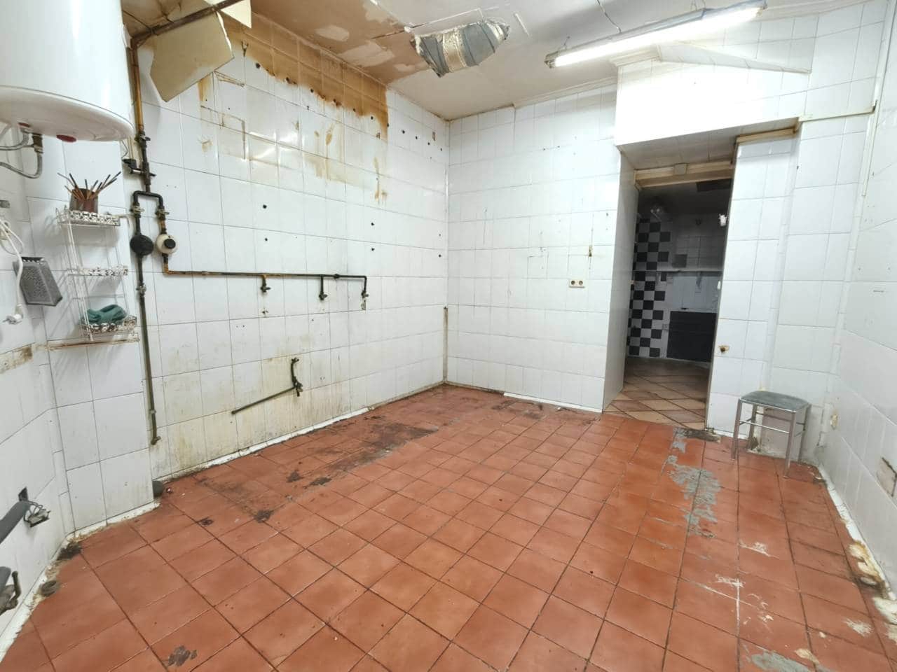 Kommersiell til salgs i Bilbao - € 249 000 (Ref: 9450241)