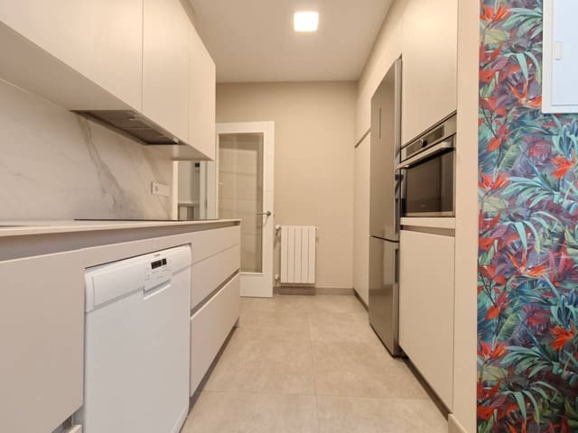 2 sovrum Lägenhet till salu i Bilbao - 460 000 € (Ref: 9467962)