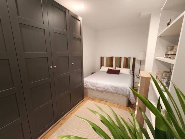 Piso de 2 habitaciones en Bilbao en venta - 280.000 € (Ref: 9493872)