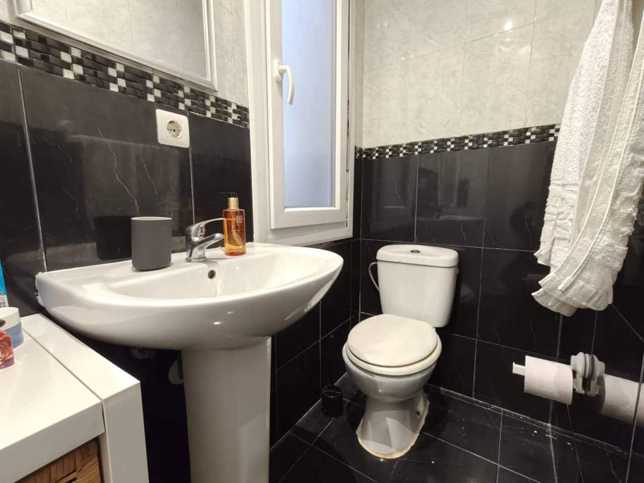 Piso de 2 habitaciones en Bilbao en venta - 280.000 € (Ref: 9493872)