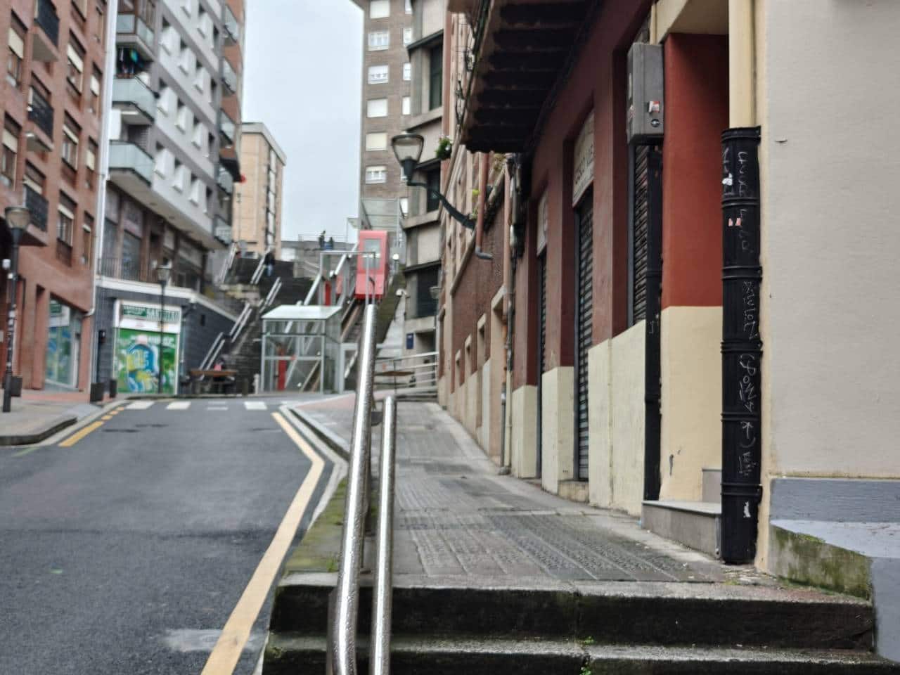 Piso de 2 habitaciones en Bilbao en venta - 280.000 € (Ref: 9493872)