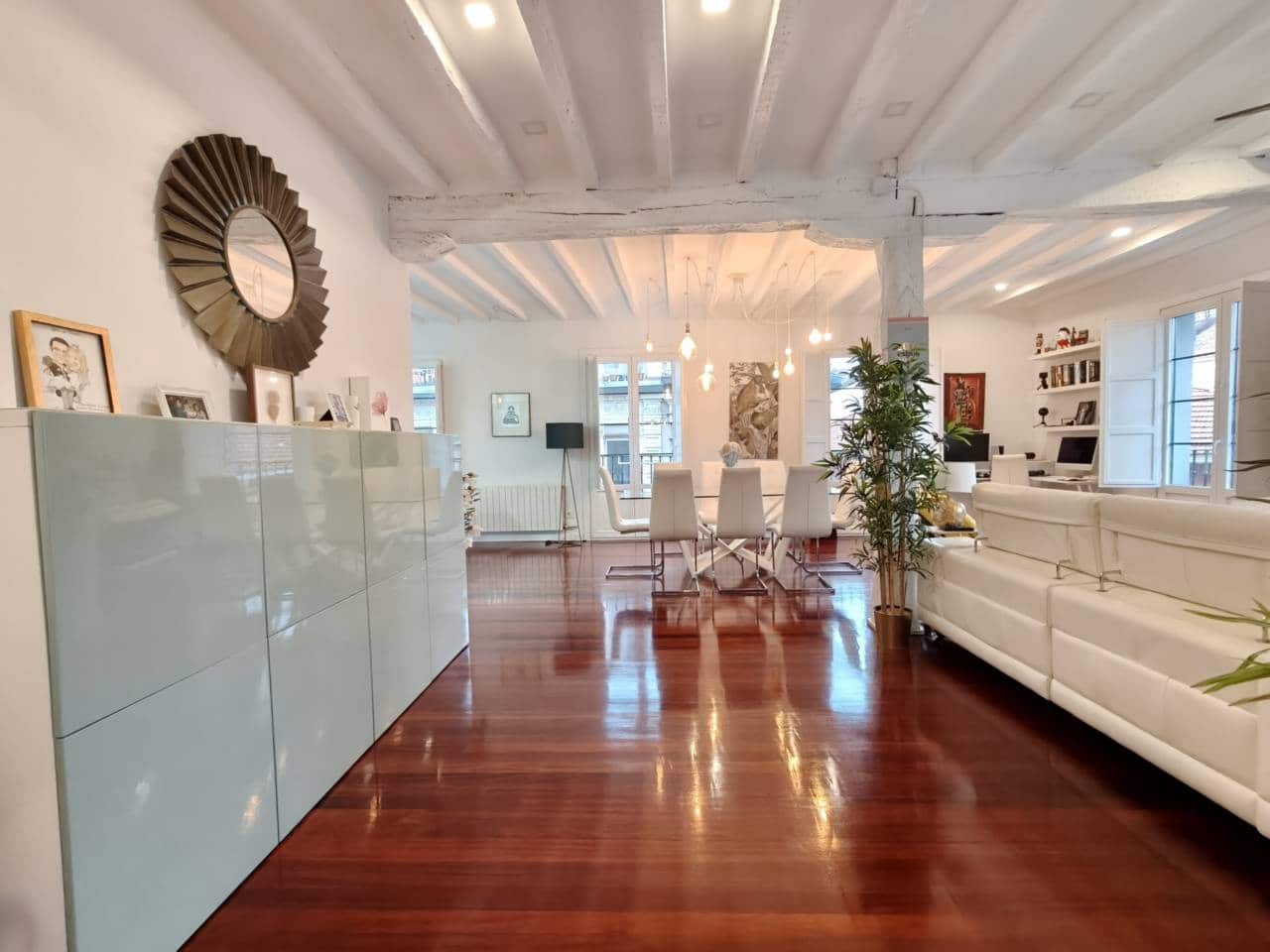 2 soveværelse Lejlighed til salg i Bilbao - € 510.000 (Ref: 9511203)