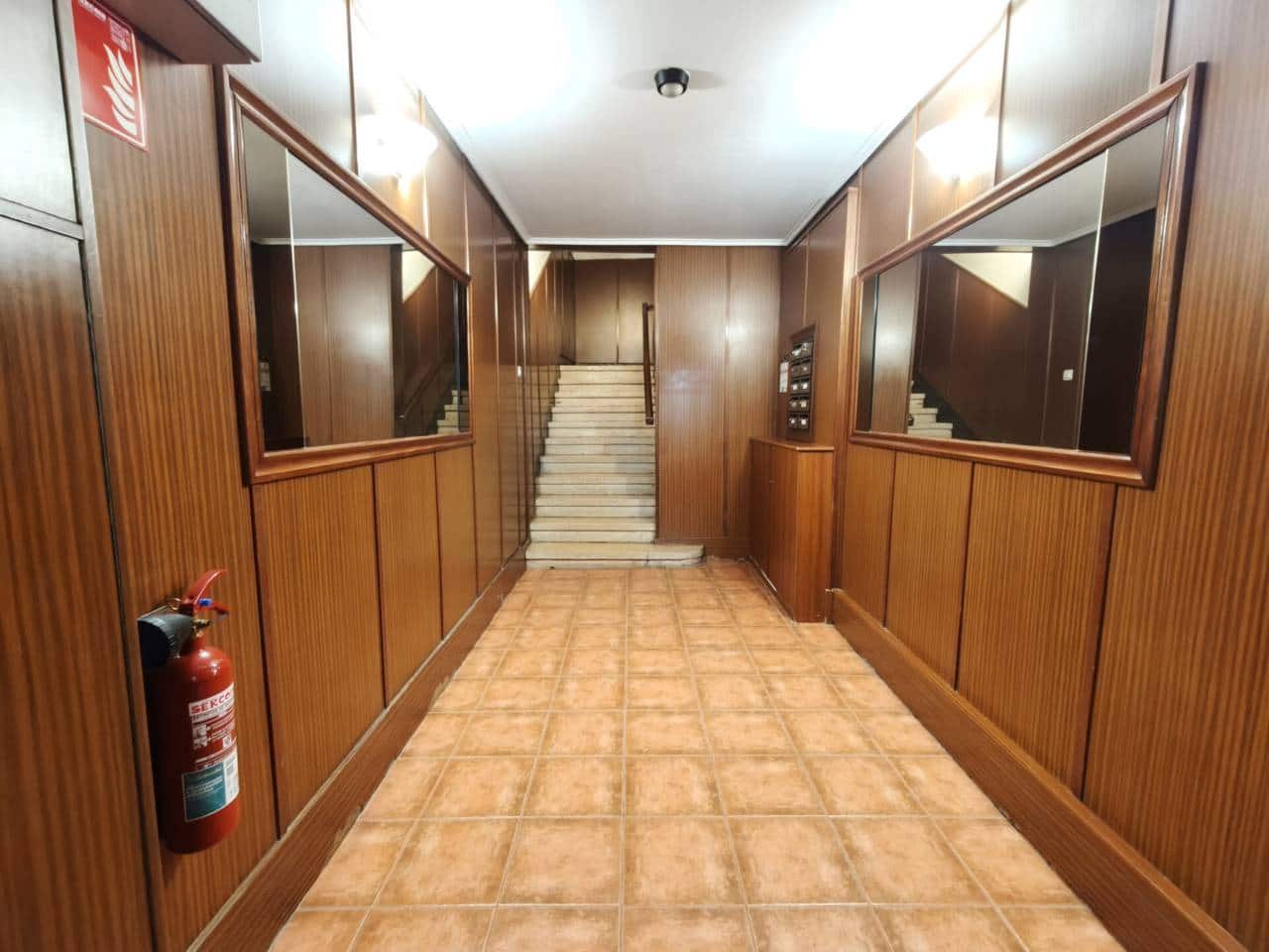 2 soveværelse Lejlighed til salg i Bilbao - € 510.000 (Ref: 9511203)