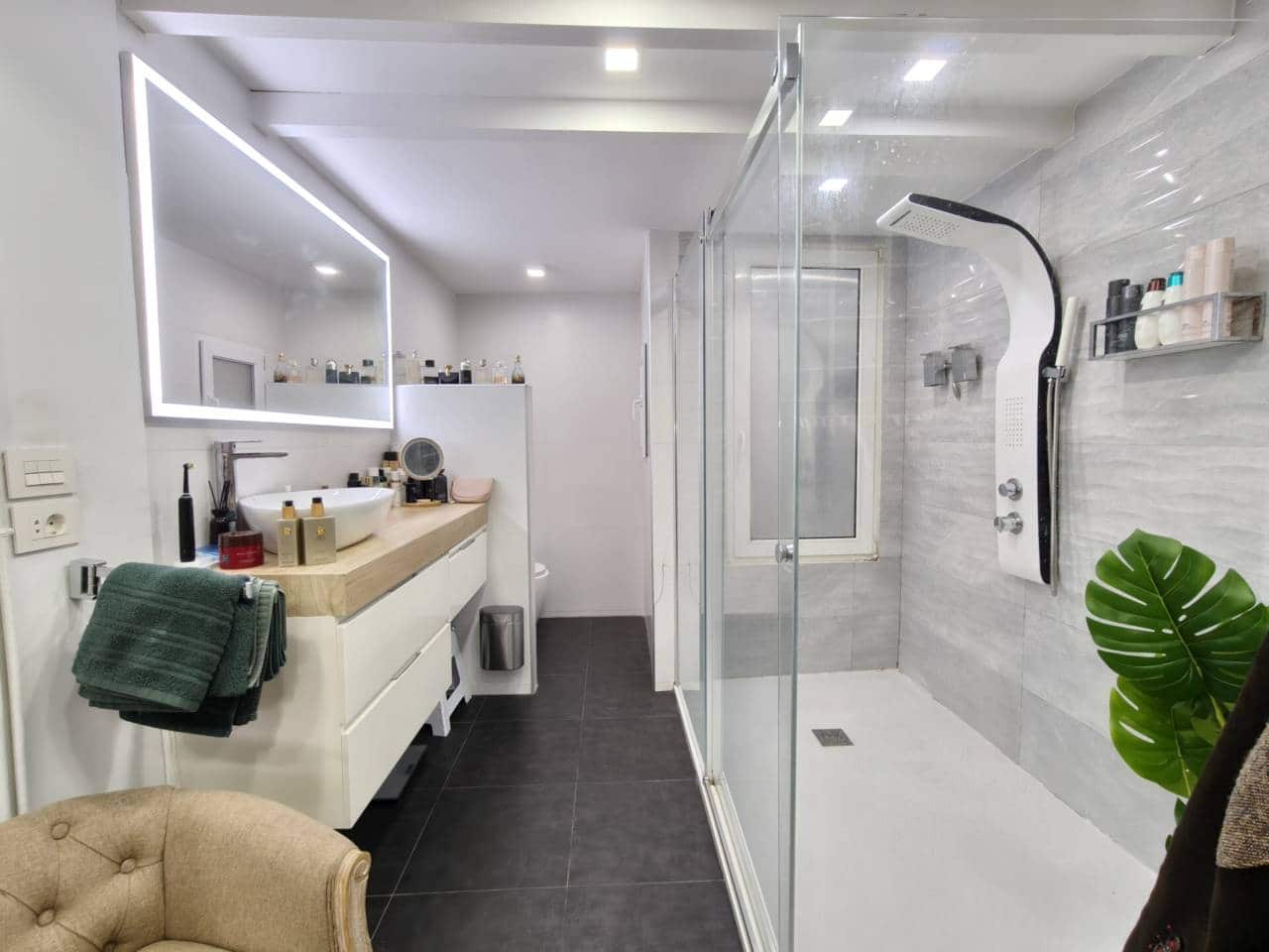 2 soveværelse Lejlighed til salg i Bilbao - € 510.000 (Ref: 9511203)