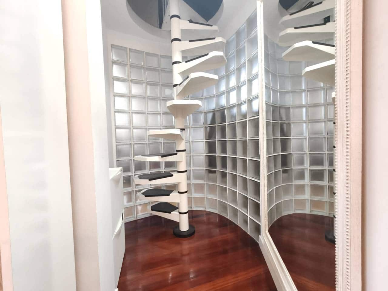 2 soveværelse Lejlighed til salg i Bilbao - € 510.000 (Ref: 9511203)