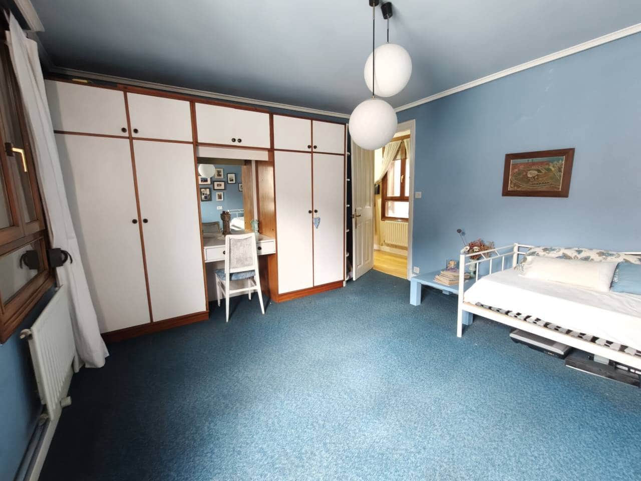 5 bedroom Flat for sale in Bilbao - € 480,000 (Ref: 9528927)