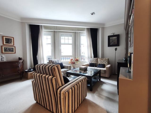 2 soveværelse Lejlighed til salg i Bilbao - € 650.000 (Ref: 9547168)