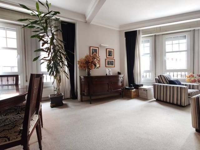 2 soveværelse Lejlighed til salg i Bilbao - € 650.000 (Ref: 9547168)