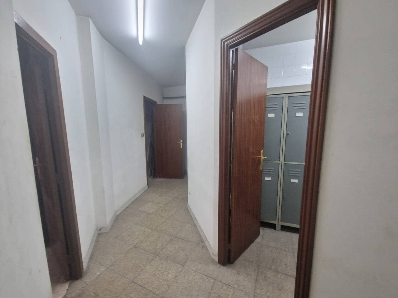 Commercieel te koop in Bilbao - € 135.000 (Ref: 9547169)