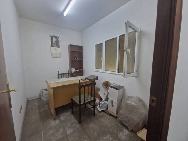 Commercieel te koop in Bilbao - € 135.000 (Ref: 9547169)