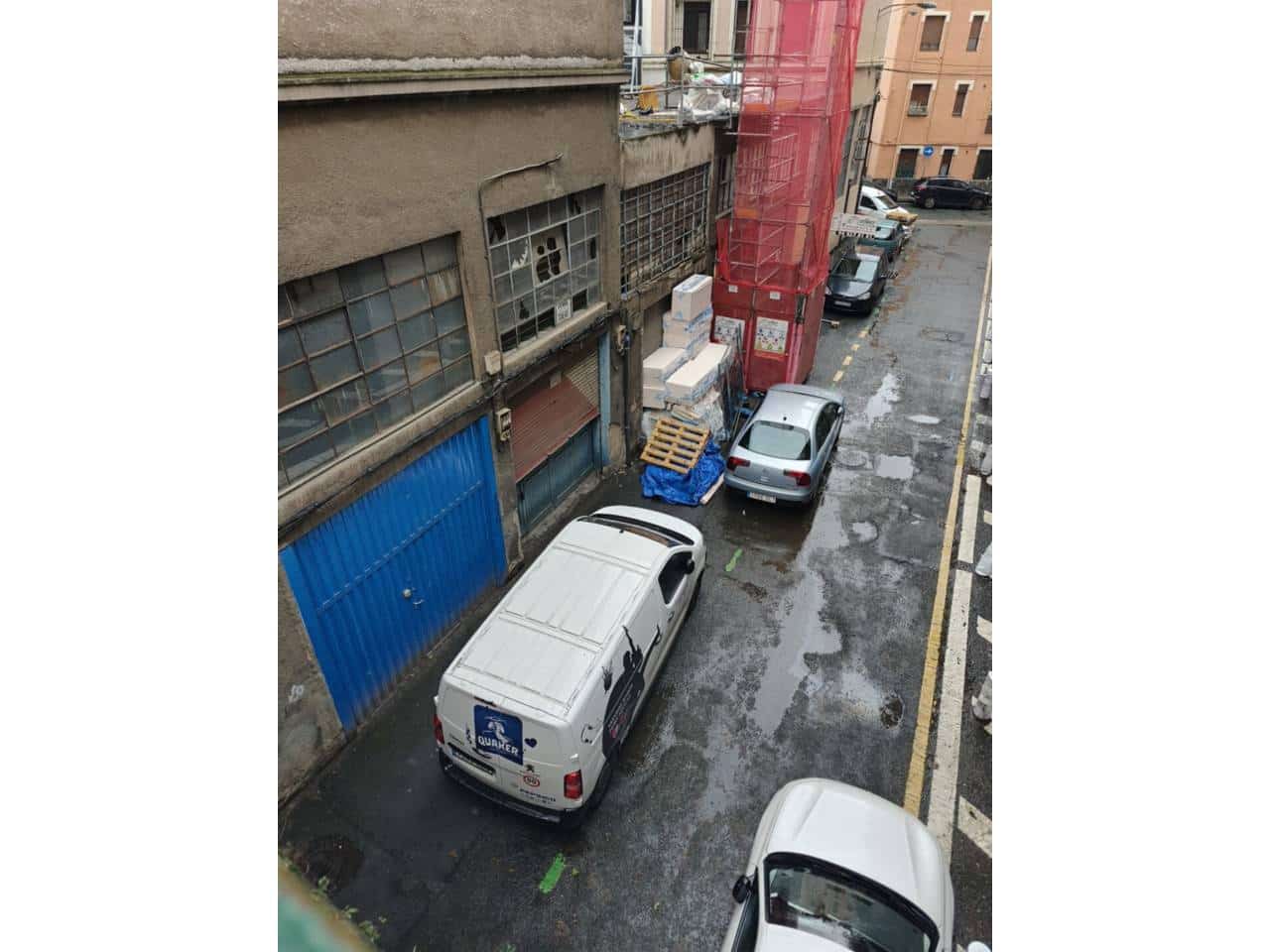 Commercial for sale in Bilbao - € 135,000 (Ref: 9547169)