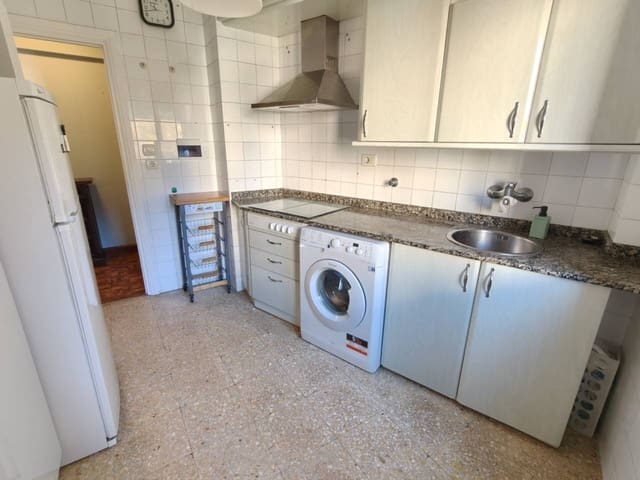 3 soveværelse Lejlighed til salg i Abanto y Ciérvana / Abanto Zierbena - € 172.000 (Ref: 9547220)