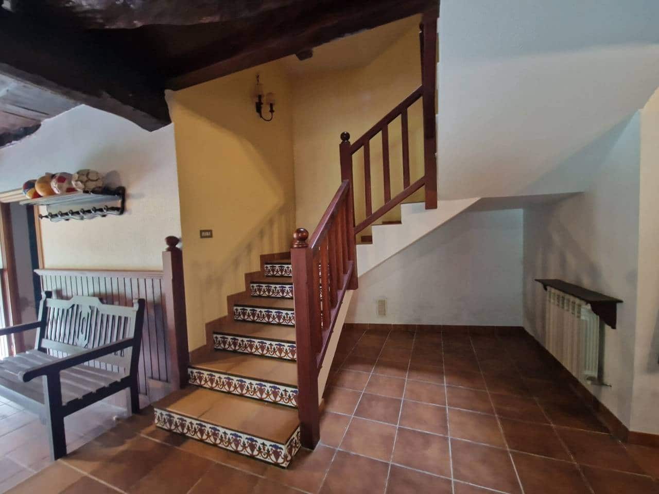 7 quarto Casa em Banda para venda em Liendo - 598 000 € (Ref: 9553187)