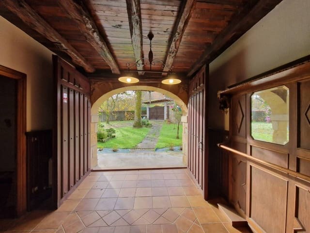 7 quarto Casa em Banda para venda em Liendo - 598 000 € (Ref: 9553187)