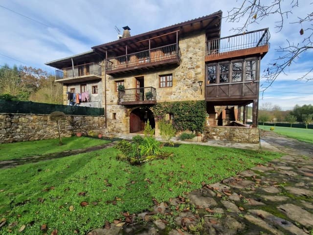 7 quarto Casa em Banda para venda em Liendo - 598 000 € (Ref: 9553187)