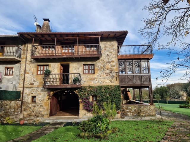 7 quarto Casa em Banda para venda em Liendo - 598 000 € (Ref: 9553187)