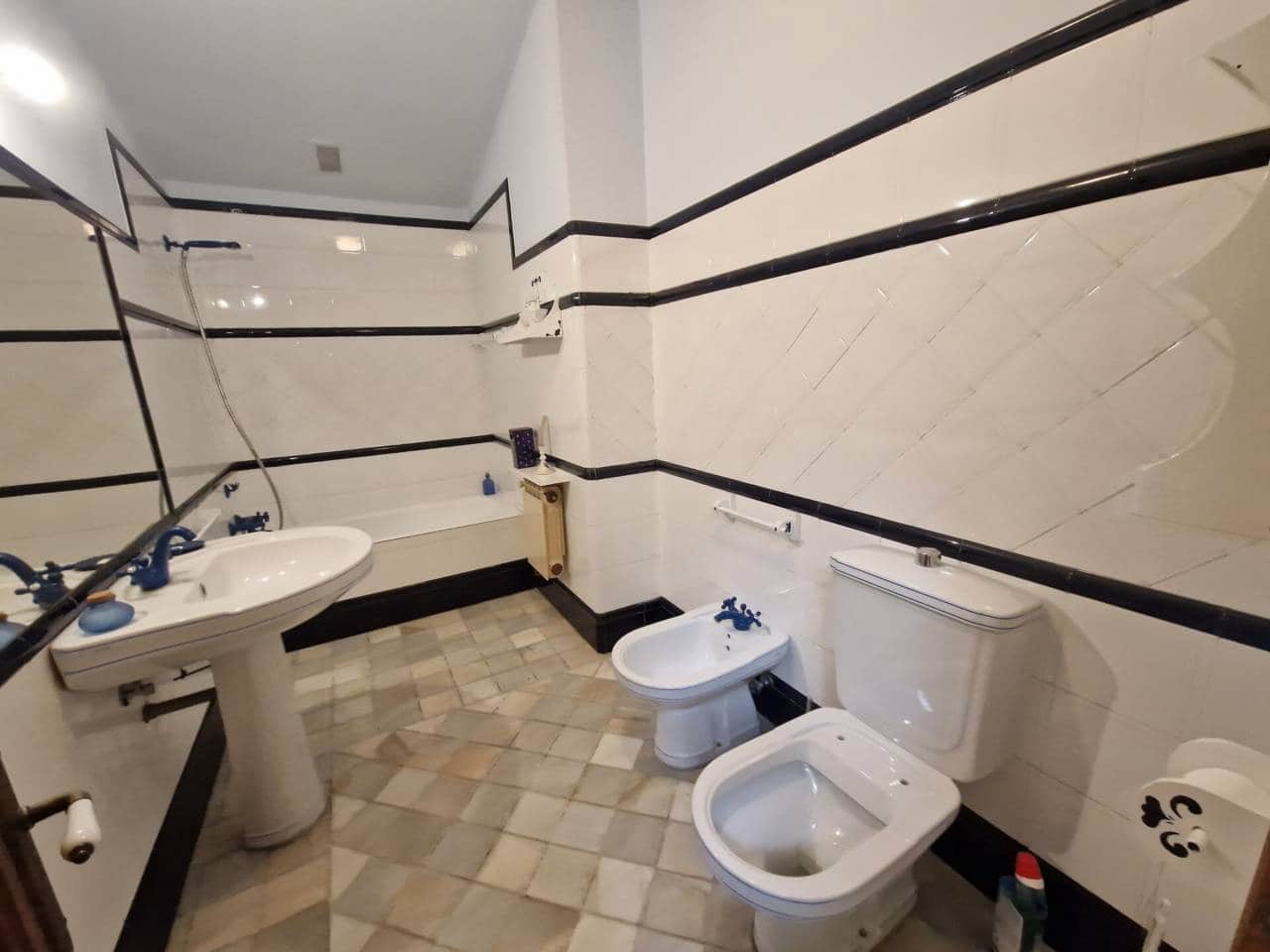 7 quarto Casa em Banda para venda em Liendo - 598 000 € (Ref: 9553187)