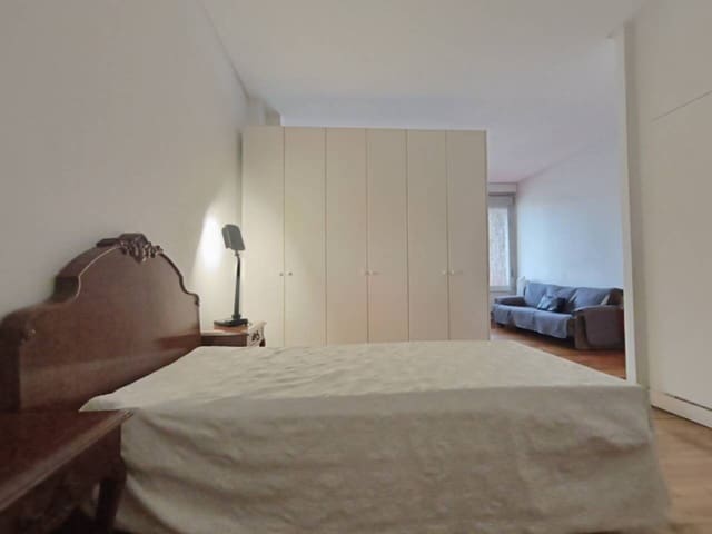 1 quarto Apartamento para venda em Bilbao com garagem - 550 000 € (Ref: 9590504)