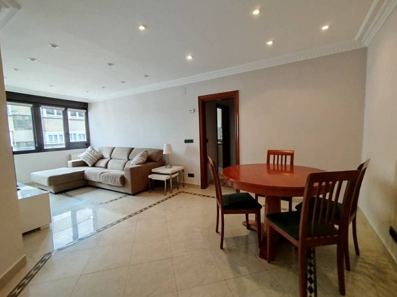 4 bedroom Flat for rent in Bilbao - € 1,650 (Ref: 9607095)