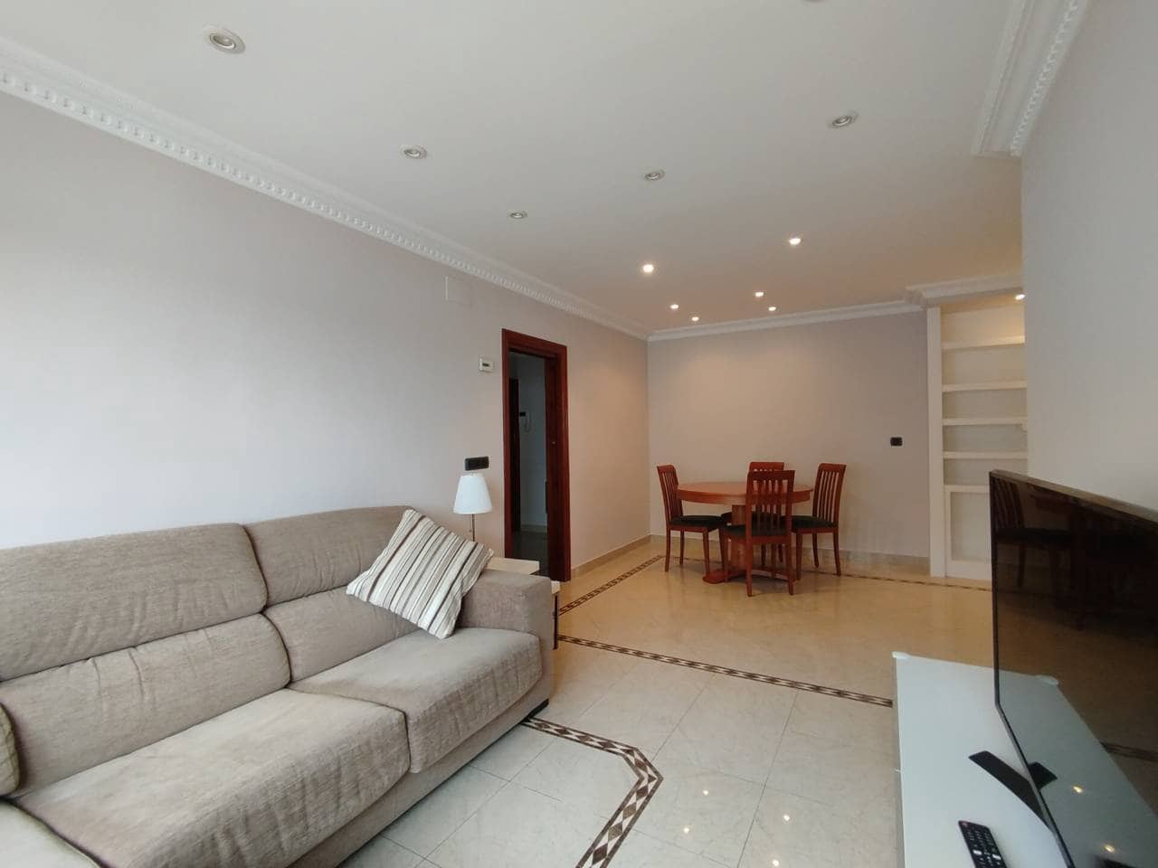 4 bedroom Flat for rent in Bilbao - € 1,650 (Ref: 9607095)