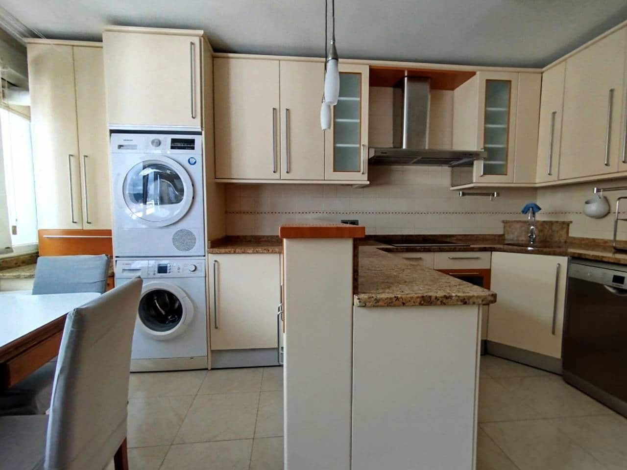 4 bedroom Flat for rent in Bilbao - € 1,650 (Ref: 9607095)