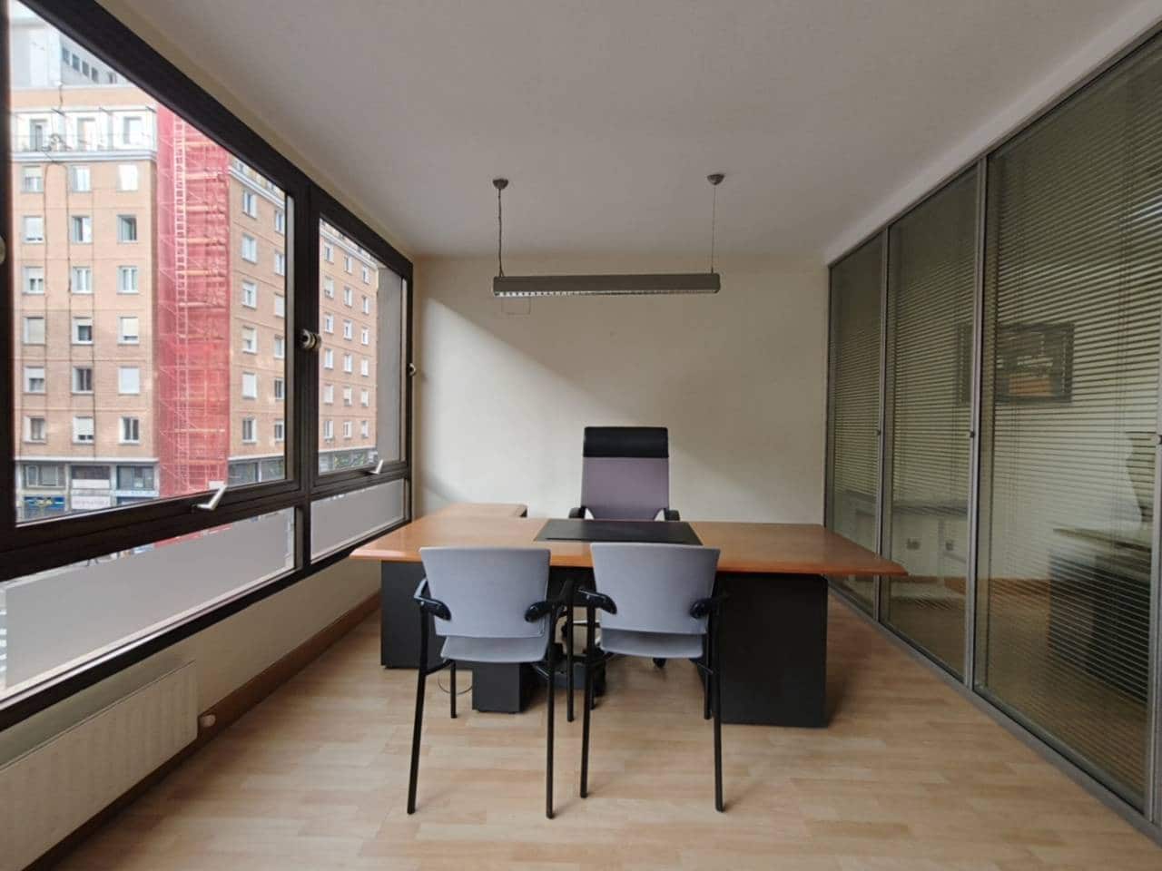 Bureau à vendre à Bilbao - 175 000 € (Ref: 9607097)