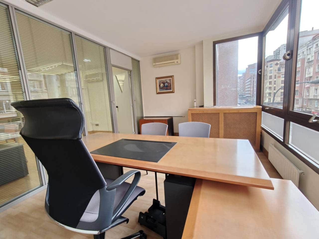 Bureau à vendre à Bilbao - 175 000 € (Ref: 9607097)