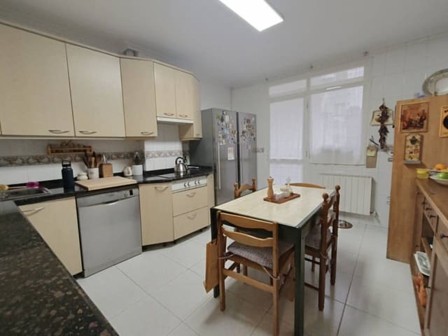 4 chambre Appartement à vendre à Bilbao - 650 000 € (Ref: 9607098)