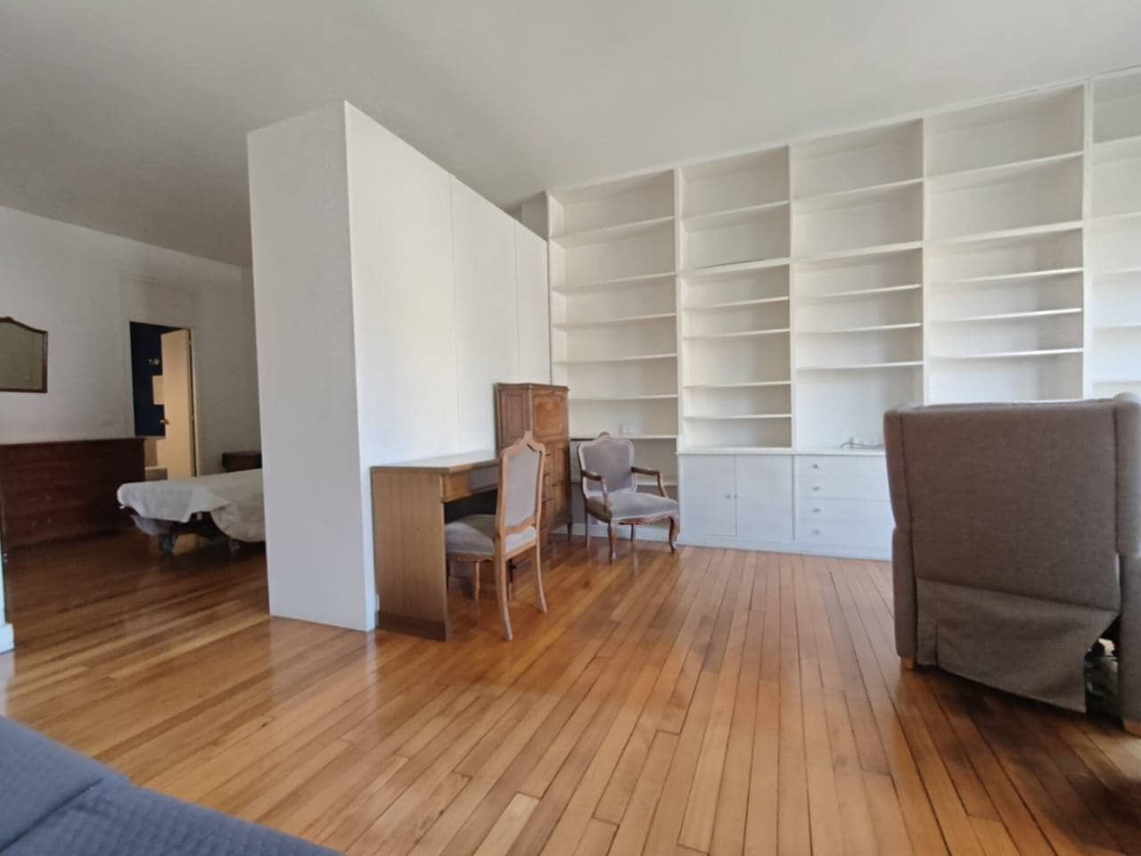 1 quarto Apartamento para venda em Bilbao com garagem - 498 000 € (Ref: 9632927)