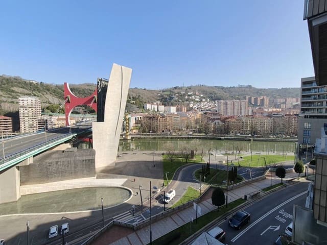 1 quarto Apartamento para venda em Bilbao com garagem - 498 000 € (Ref: 9632927)