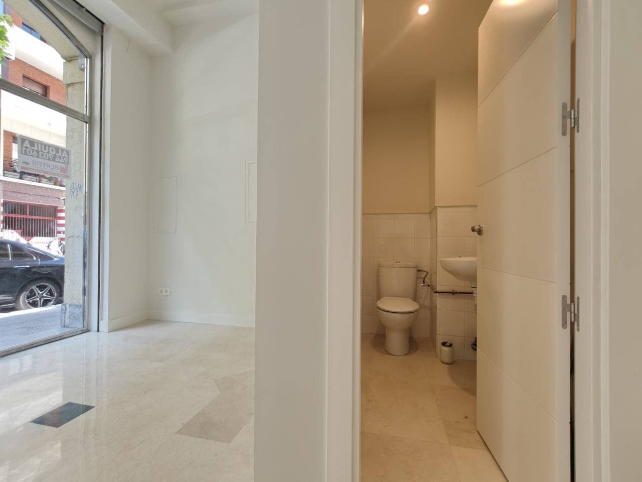 Komercyjne do wynajęcia w Bilbao - 750 € (Ref: 9650713)