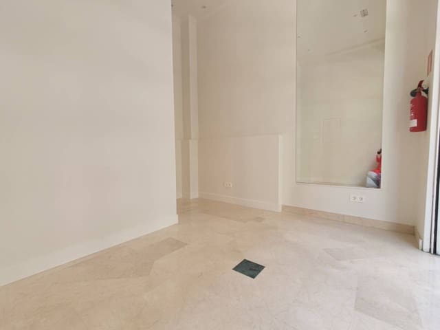 Komercyjne do wynajęcia w Bilbao - 750 € (Ref: 9650713)