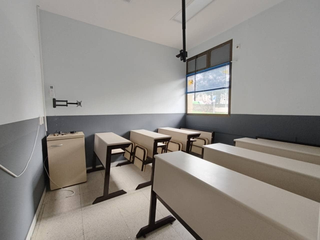 Comercial para arrendar em Bilbao - 1 400 € (Ref: 9650715)