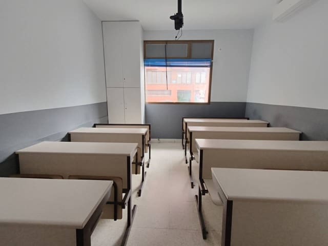 Komercyjne do wynajęcia w Bilbao - 1 400 € (Ref: 9650715)