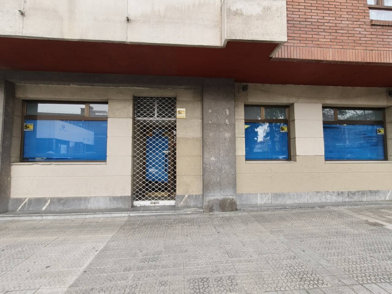 Comercial para arrendar em Bilbao - 1 400 € (Ref: 9650715)