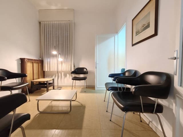 4 sovrum Lägenhet till salu i Bilbao - 615 000 € (Ref: 9669844)