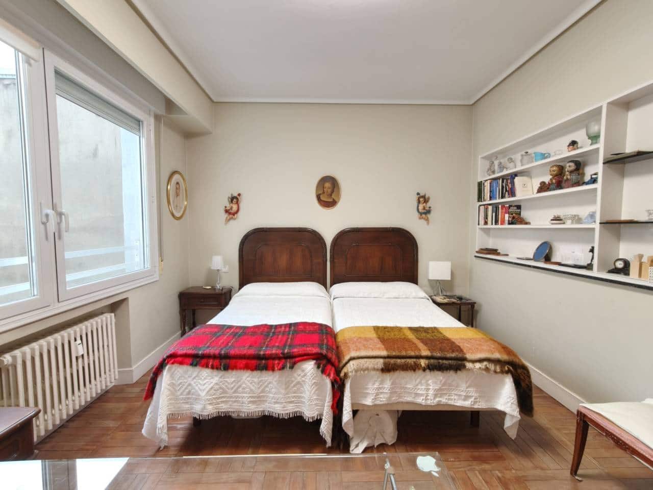 4 bedroom Flat for sale in Bilbao - € 900,000 (Ref: 9734224)